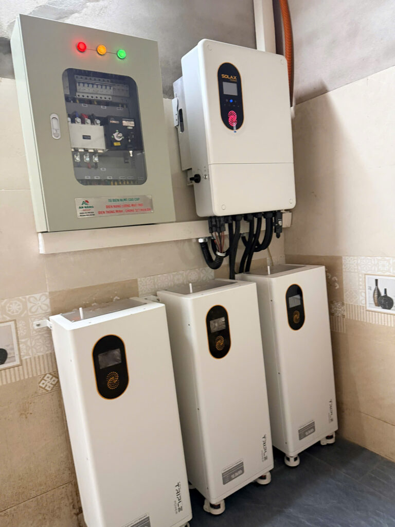 Combo đồng bộ solax power tại An Năng Group