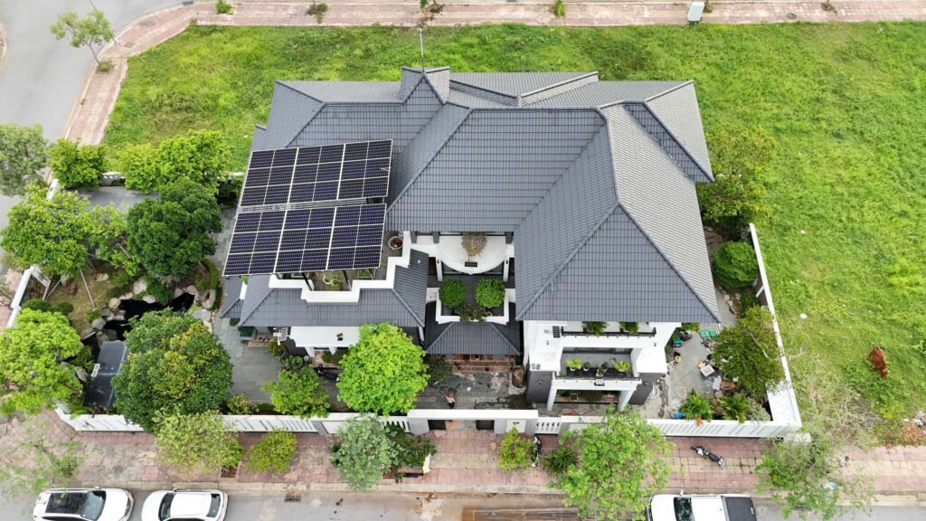 Hoàn thiện thi công hệ thống điện mặt trời 11.7kW tại Khu đô thị Nam Vĩnh Yên