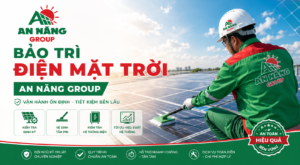 Kỹ sư An Năng Group đang thực hiện bảo trì điện mặt trời trên mái nhà